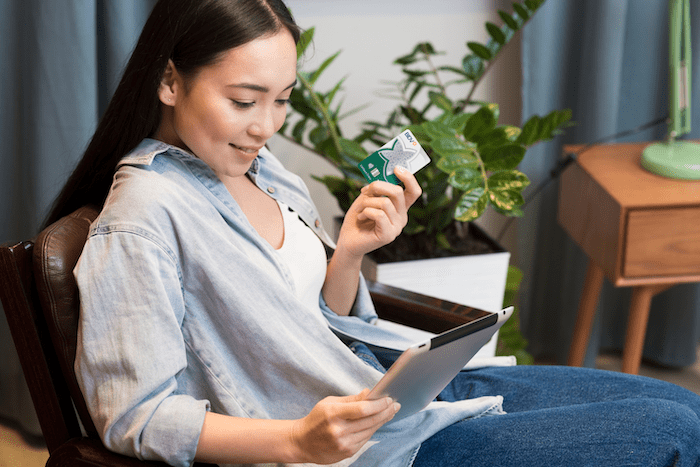 Thẻ thanh toán quốc tế đem lại nhiều lợi ích nổi bật cho chủ thẻ